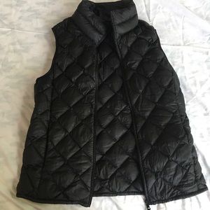 Uniqlo Ultra Light Down puffer vest